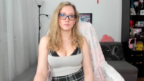 LunaNicole  12-03-2022